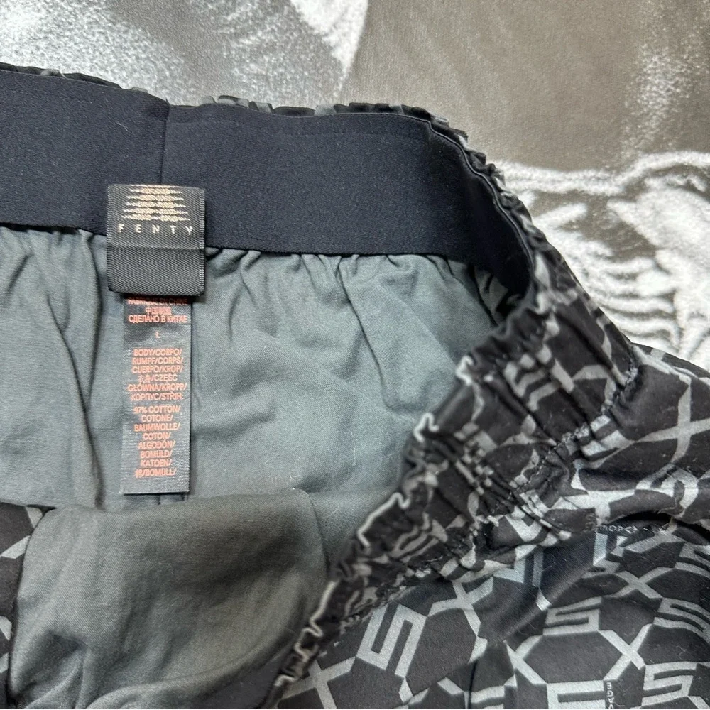 Savage x Fenty Men’s Sz Large Sleep Shorts A37